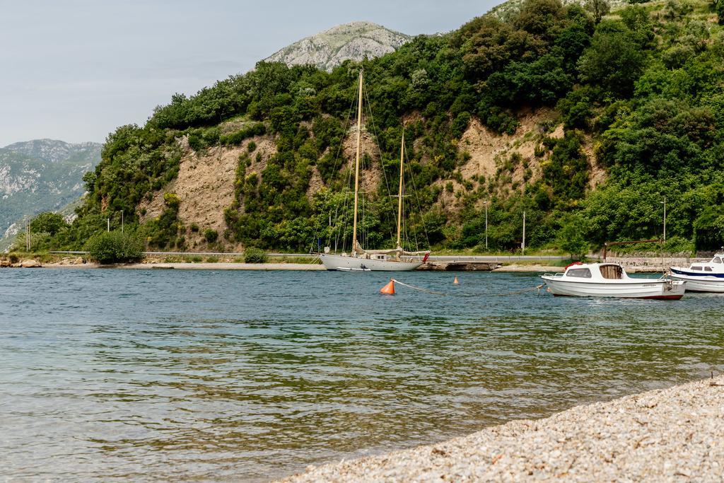 Dream Vacation Apartments Tivat Exterior foto