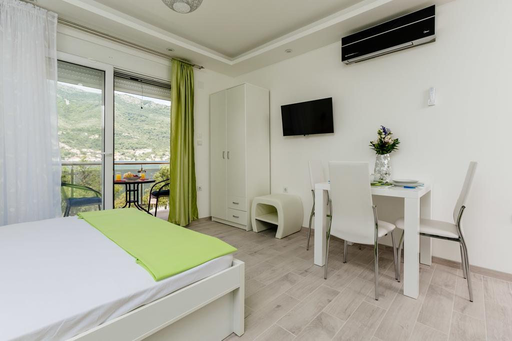 Dream Vacation Apartments Tivat Exterior foto
